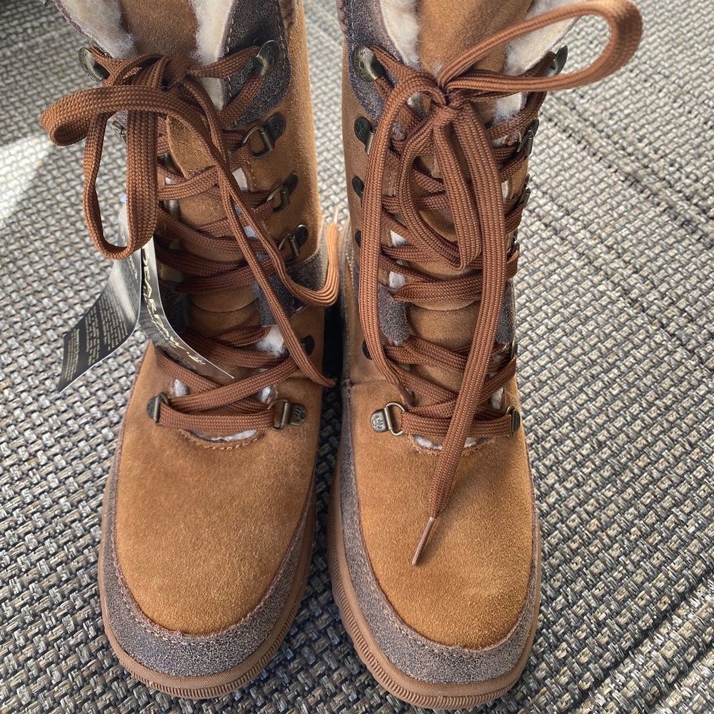 Bearpaw Serena Hickory Woman’s Boots Size 8/ Brand New